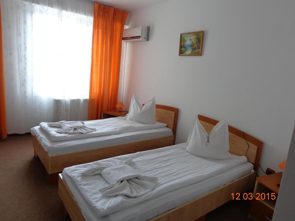 Hotel Cygnus Tulcsa Szoba fotó