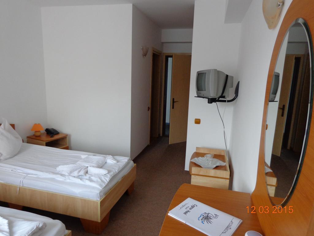 Hotel Cygnus Tulcsa Szoba fotó