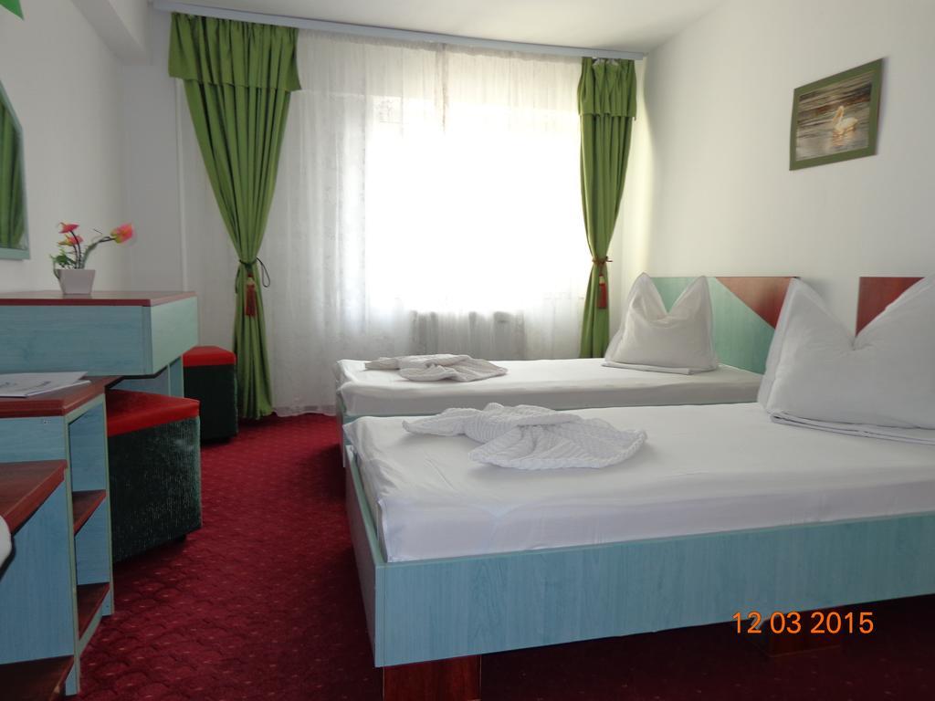Hotel Cygnus Tulcsa Szoba fotó