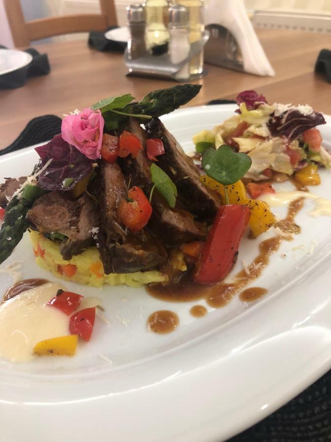 Hotel Cygnus Tulcsa Kültér fotó