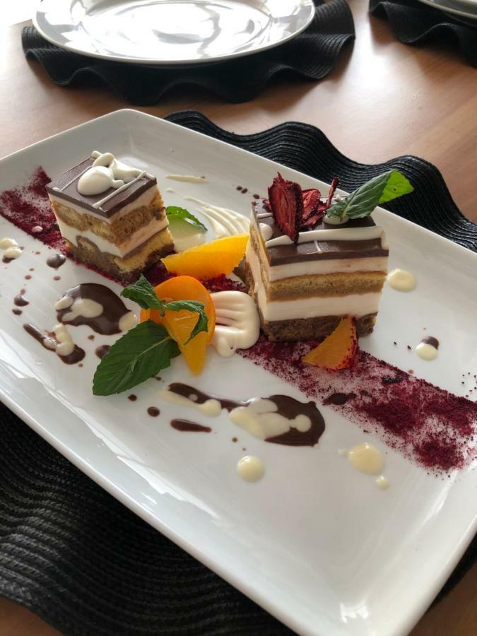 Hotel Cygnus Tulcsa Kültér fotó